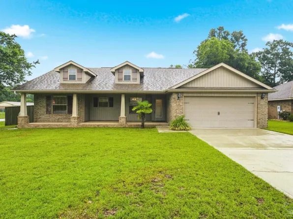 3998 Berry Cir, Pace, FL 32571