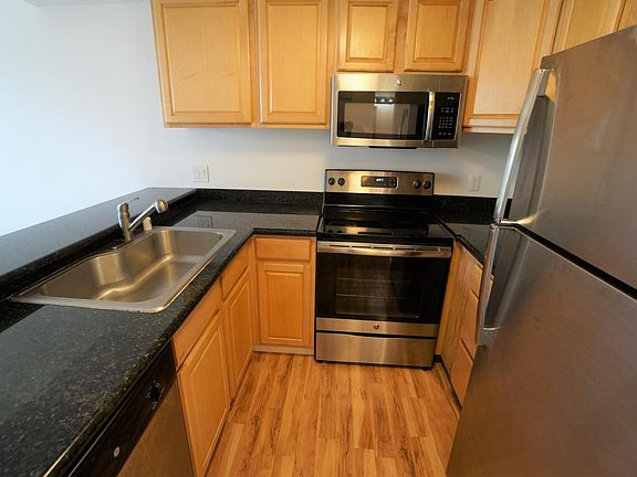 4th image of 1124 Eureka St APT 36