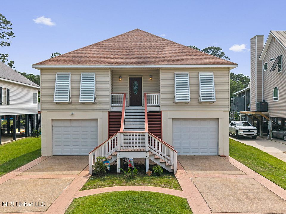 1st image of 111 Ironwood Cv