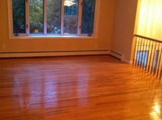37 Oakwood Ave, Pequannock, NJ 07440