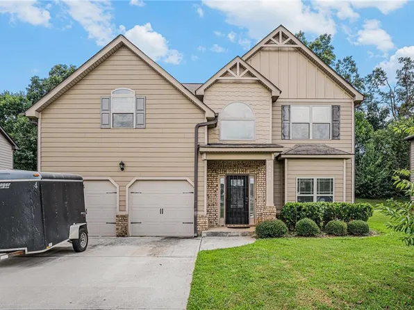 6870 Diamond Dr, Rex, GA 30273