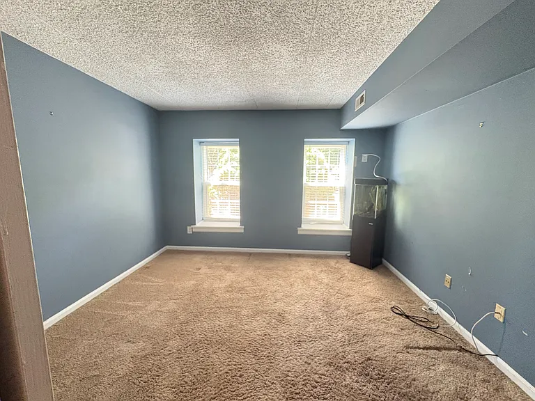 801 Deer Run — Photo 13