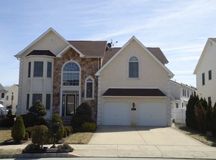 1901 Conwell Ave, Philadelphia, PA 19115