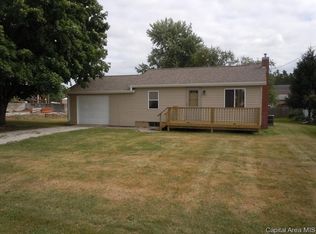 220 E Broadway St, Roseville, IL 61473