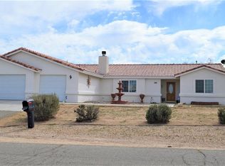 15649 Eto Camino Rd, Victorville, CA 92394