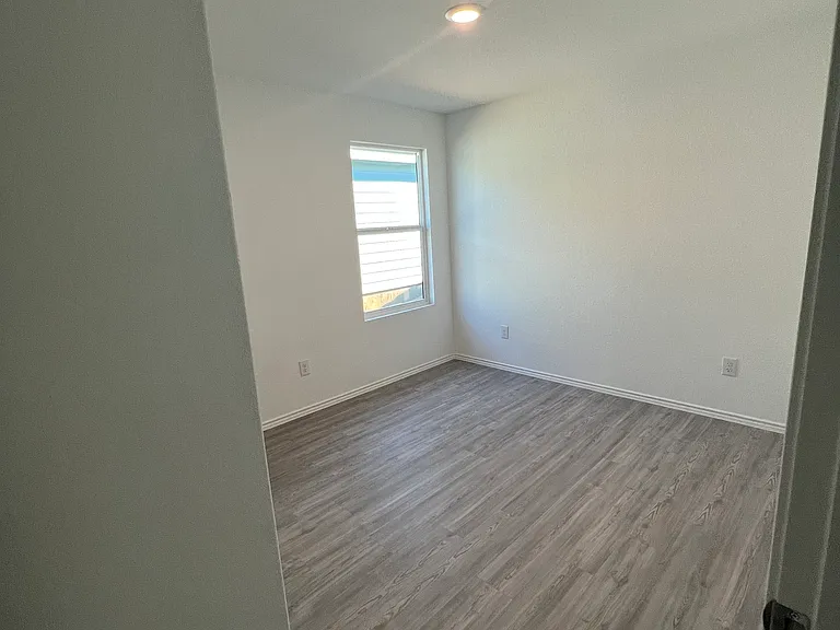 4242 Osmosis Dr — Photo 11
