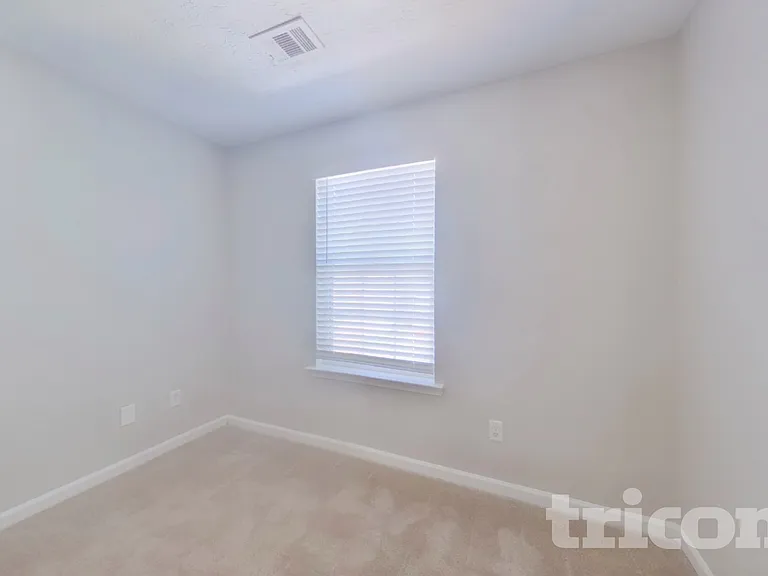 5370 Mountain Top Pl — Photo 14