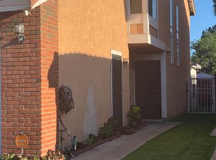 636 W Myrrh Ln, Compton, CA 90220