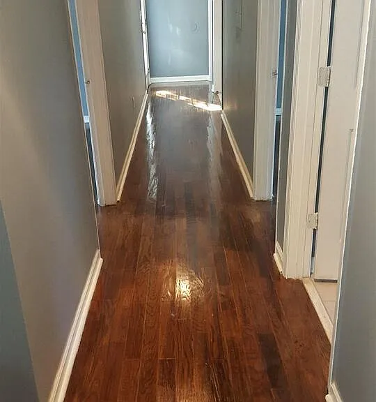 854 NW Ridge Ave #B — Photo 2