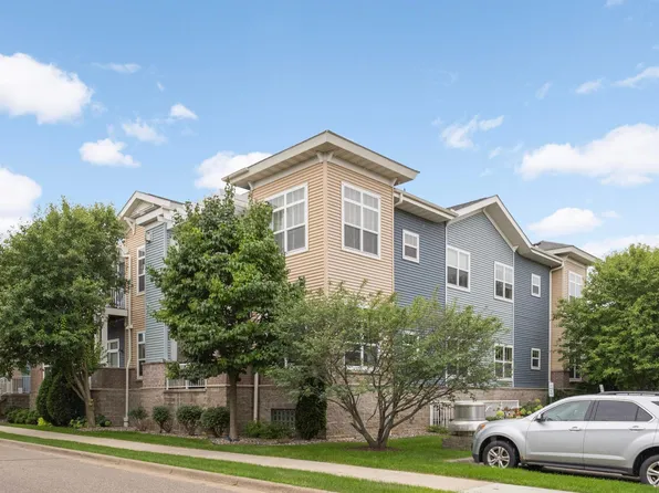 1840 Freedom Ln Unit 104, Chanhassen, MN 55317