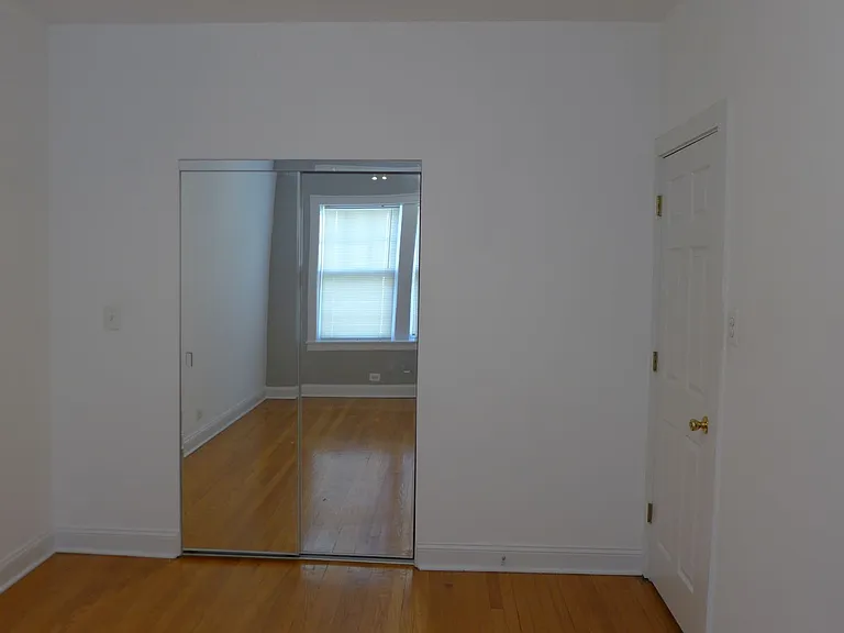 Lamon Courts Apartments — Photo 27