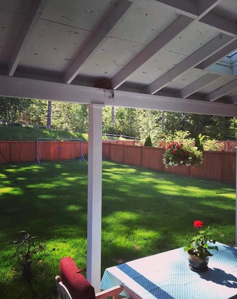 3 bed, 2.5 bath, 2704 sqft, $2,900 — Photo 2