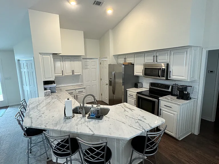 5024 Chandelle Dr — Photo 22