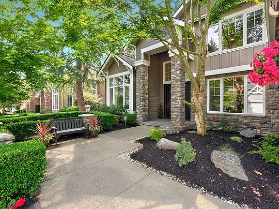 2nd image of 25757 SE 31st Pl