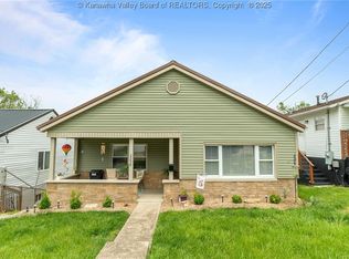 2258 Curtis Ave, Saint Albans, WV 25177