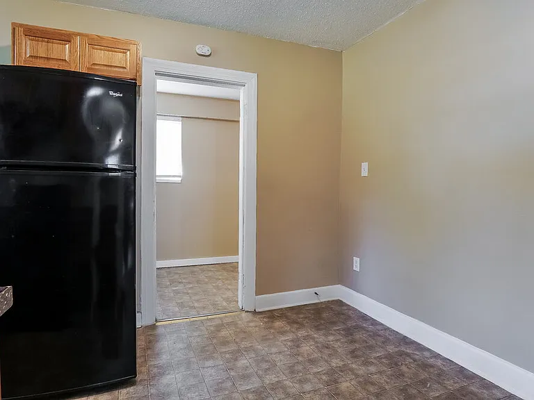 3004 Forestdale Blvd — Photo 9