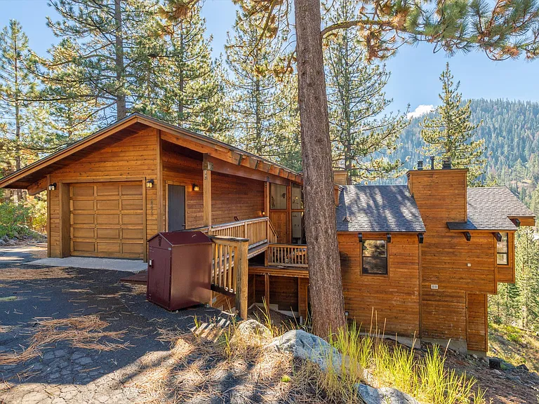 1466 Juniper Mountain Rd — Photo 2