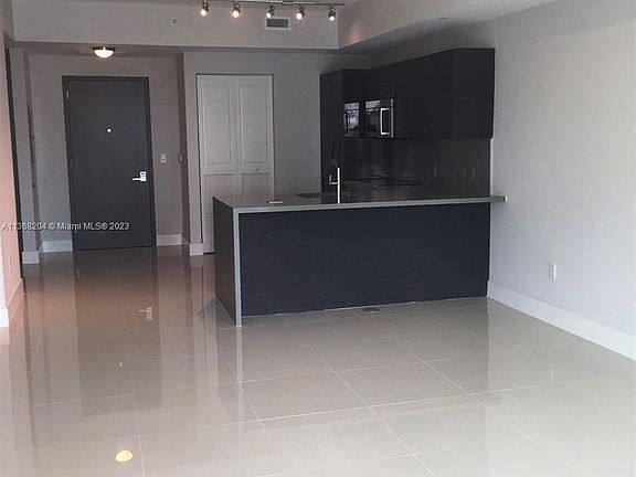 4th image of 1080 Brickell Ave Unit 2102