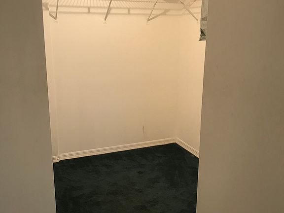 Large Walking Room