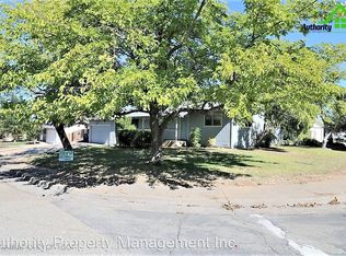 3645 Summit Dr, Redding, CA 96001