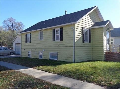 2nd image of 1218 N Harrison St