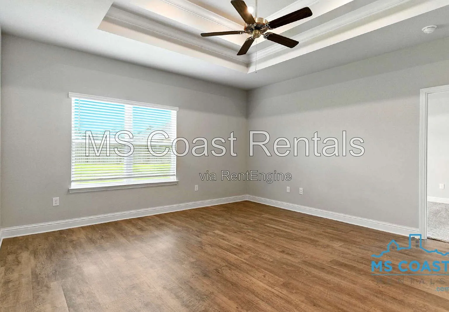 4 bed, 2.0 bath, 1835 sqft, $2,249 — Photo 4