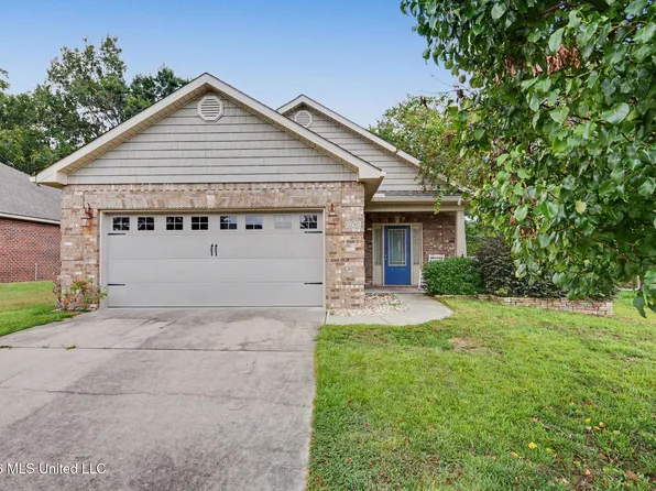 13741 Windwood Dr, Gulfport, MS 39503