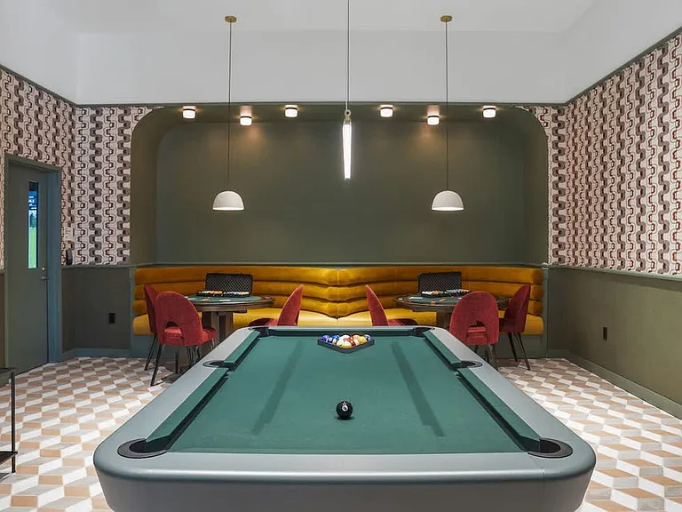 Building's Lounge