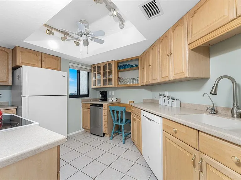 2955 N Beach Rd #E122 — Photo 12