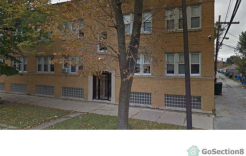 1st image of 1424 W 82nd St #2