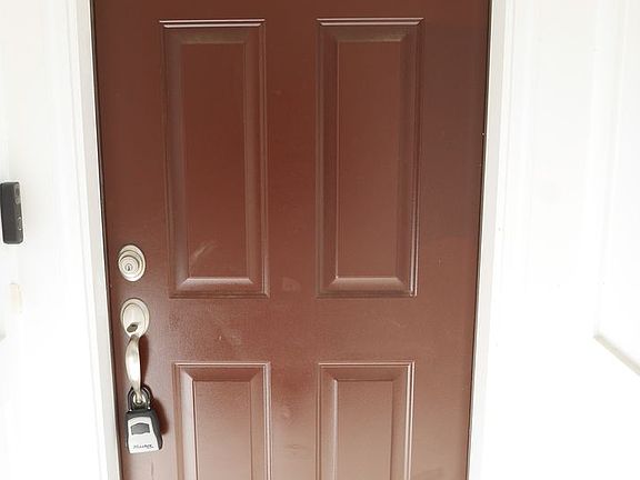 2nd image of 9319 Seney Ln