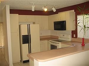 1st image of 310 SW 100th Ave