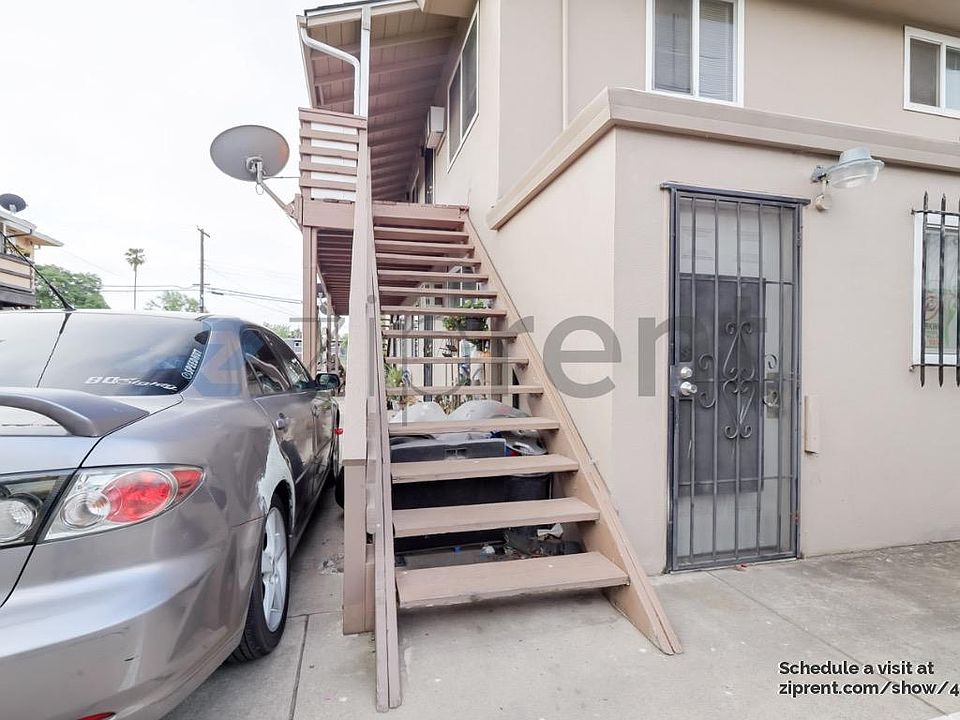 stairs to unit