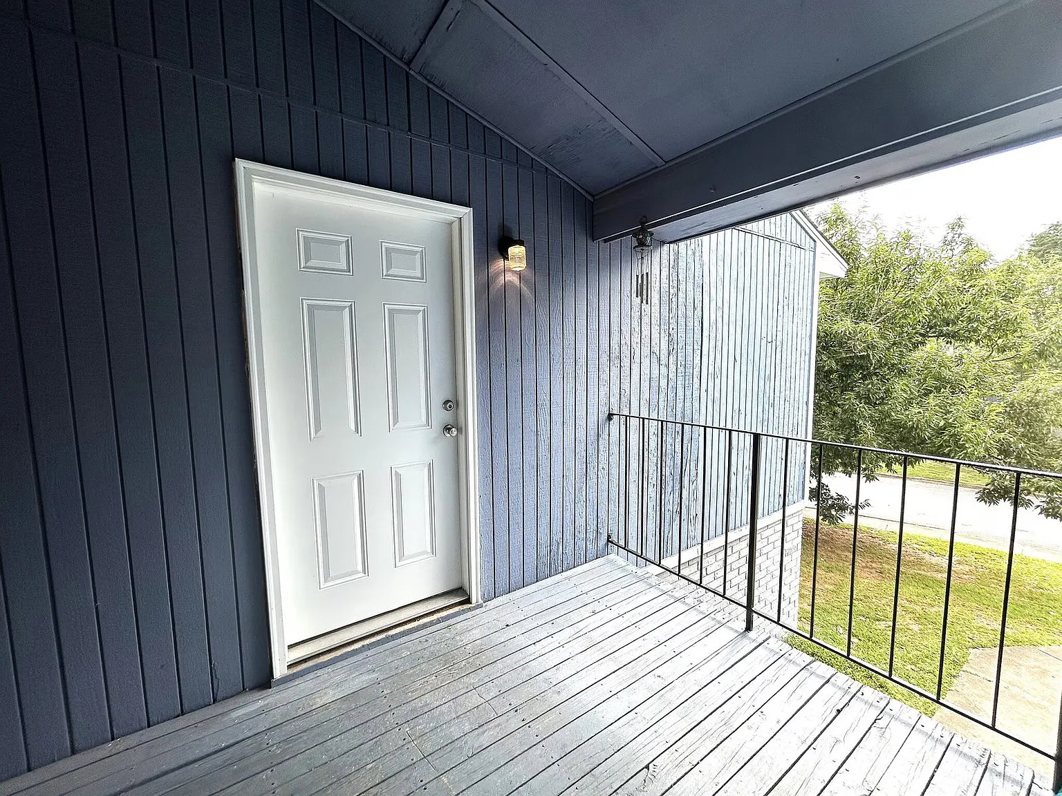 Riverbend Apartments — Photo 4