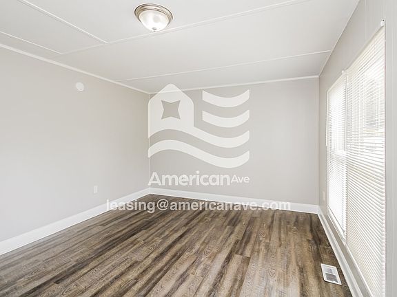 873225_003_living_room_12817182.jpg