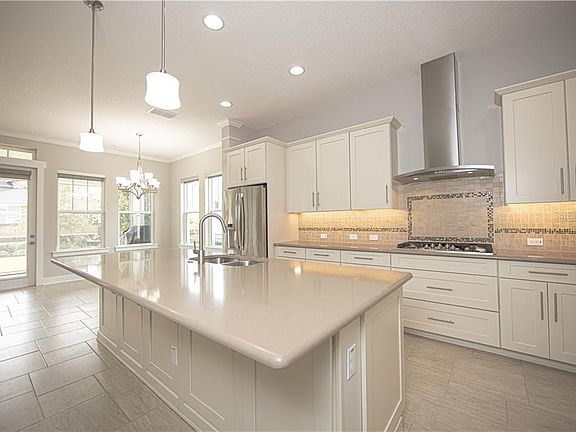 4th image of 9394 Bordet Ct