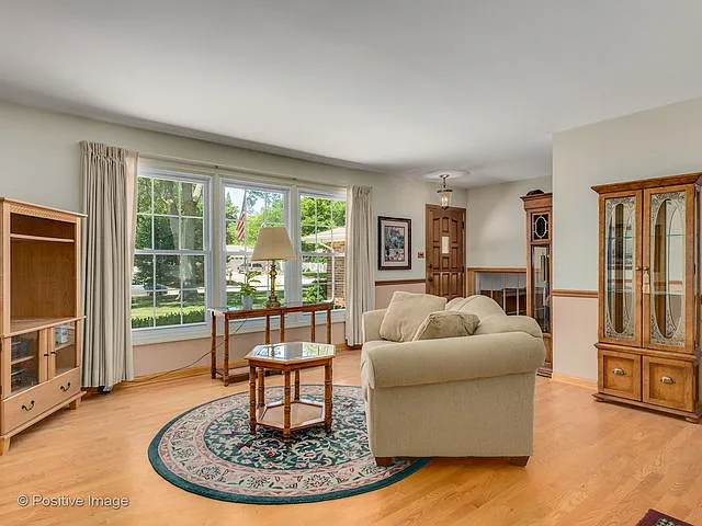 7827 Rohrer Dr — Photo 5