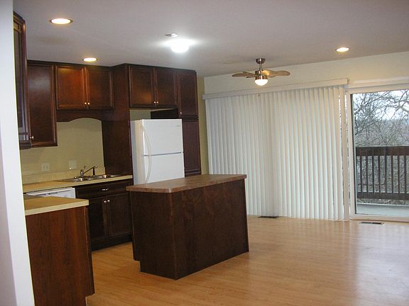 2nd image of 5600 Hillcrest Ln APT 2B