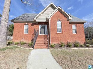 5001 Brooke Trce, Birmingham, AL 35242