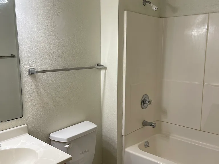 12 E Court St #501 — Photo 10
