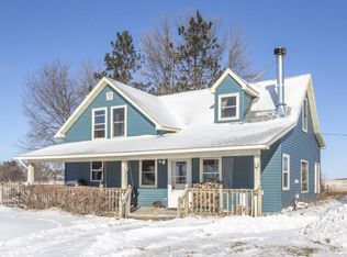 1696 250th St, Emerald, WI 54013