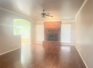 725 Tuscany Way, Edmond, OK 73034