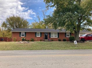 252 Quinland Lake Rd, Algood, TN 38506