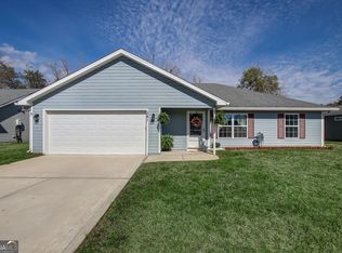 241 Hide Away Lake Dr, Kingsland, GA 31548