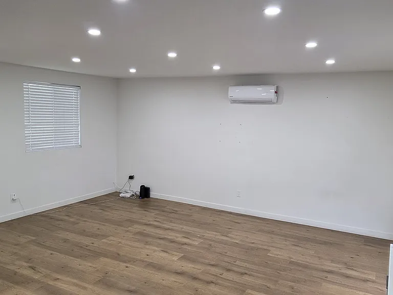 1008 N Orchard Dr — Photo 1