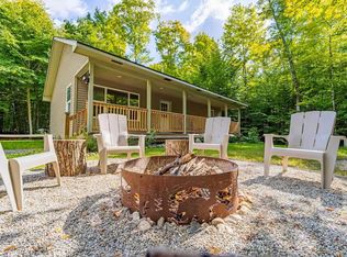 1999 Bear Paw Ln, Cheboygan, MI 49721