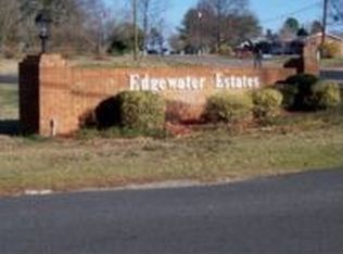 307 Edgewater Dr, Broadway, NC 27505