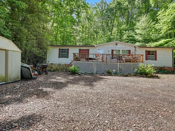 426 Claude Rogers Rd, Marble, NC 28905