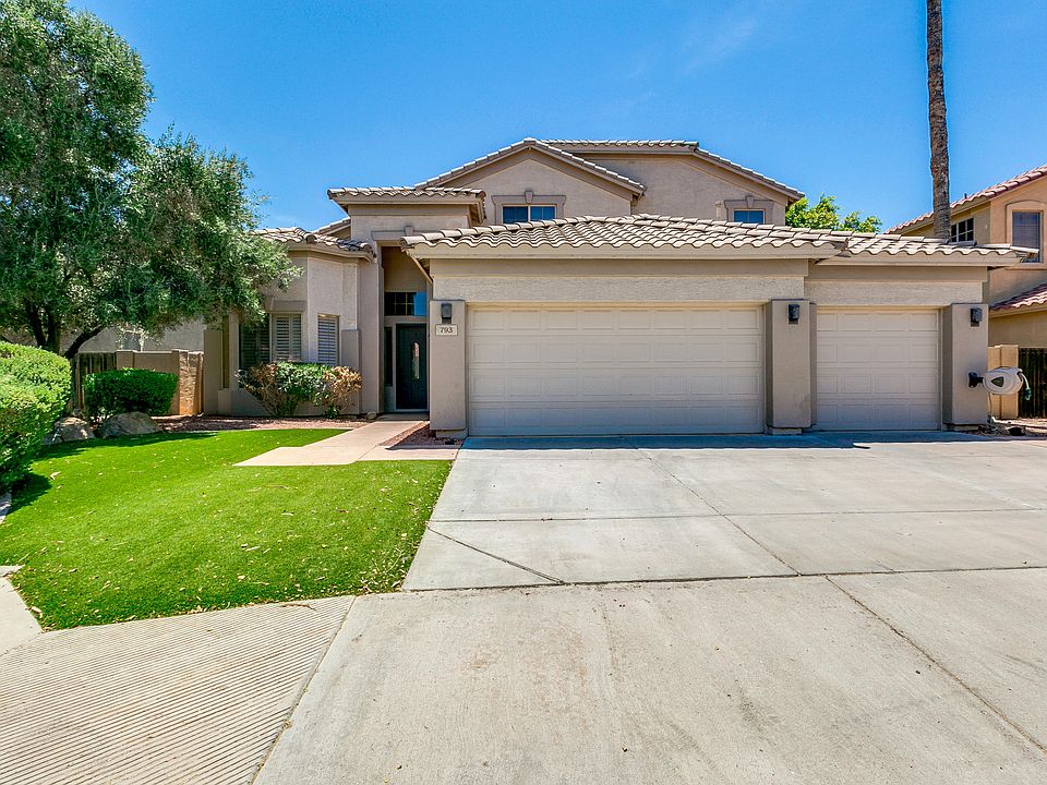 1st image of 793 W Carob Way