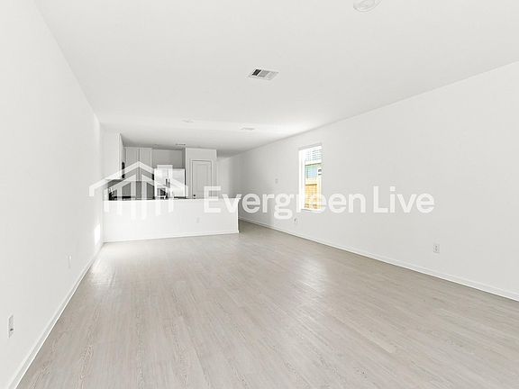 3rd image of 5970 Mercer St